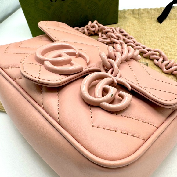 Gucci Calfskin Matelasse Monochrome GG Marmont Chain Belt Bag Perfect Pink - Picture 16 of 16